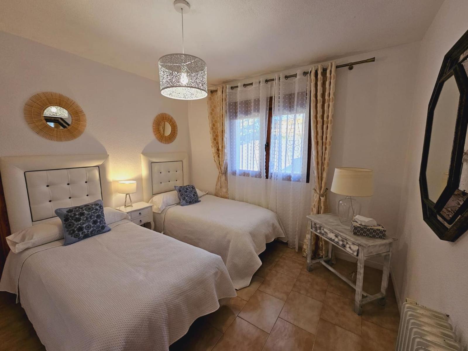 Alpedrete Villa Monika מראה חיצוני תמונה