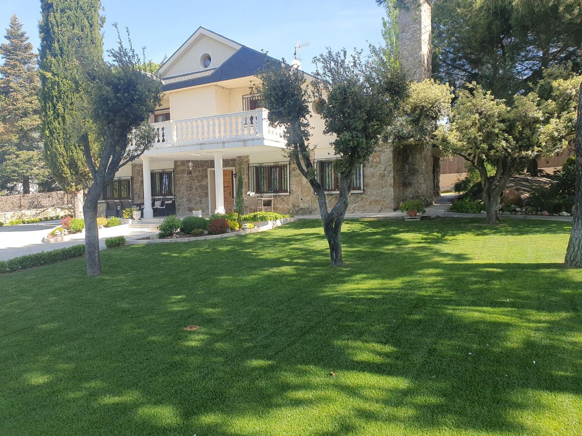 Alpedrete Villa Monika מראה חיצוני תמונה